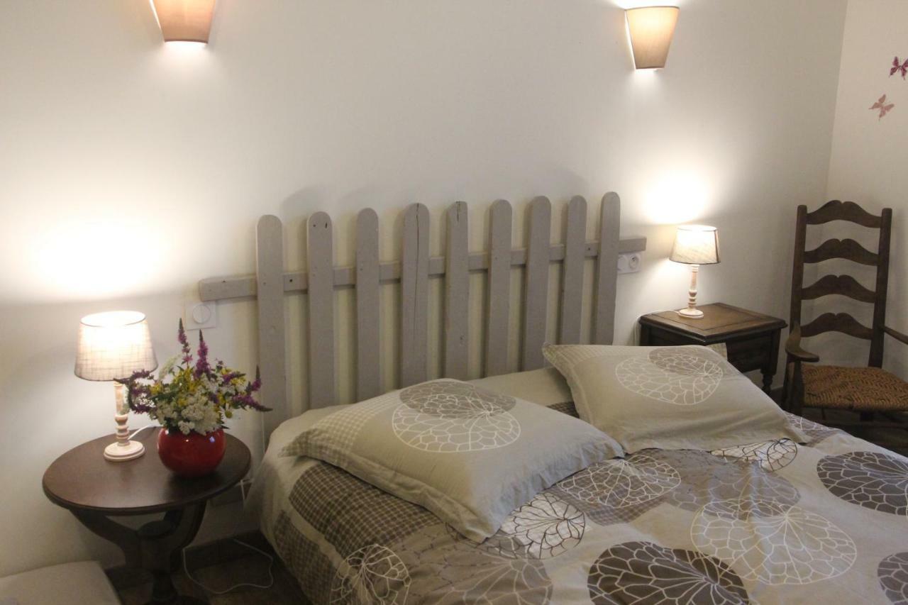Chambres Aux Bonnes Herbes Bais  Eksteriør billede